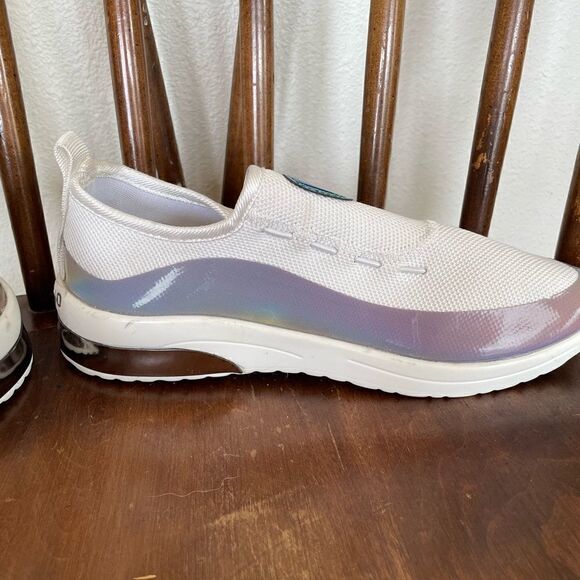 Metallic Shine Slip On Shoes Size 9 - Picture 3 of 7